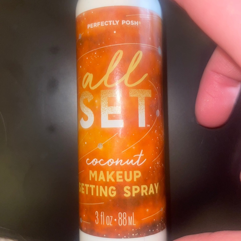 Perfectly Posh setting spray